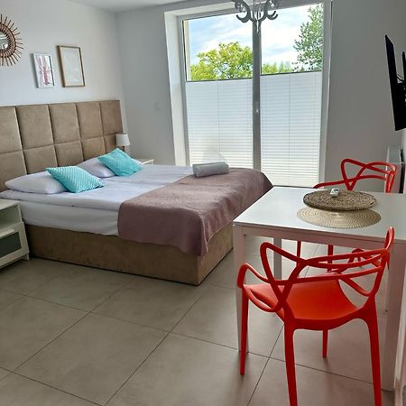 Apartamenty Sunny Stay Ястарня Екстериор снимка