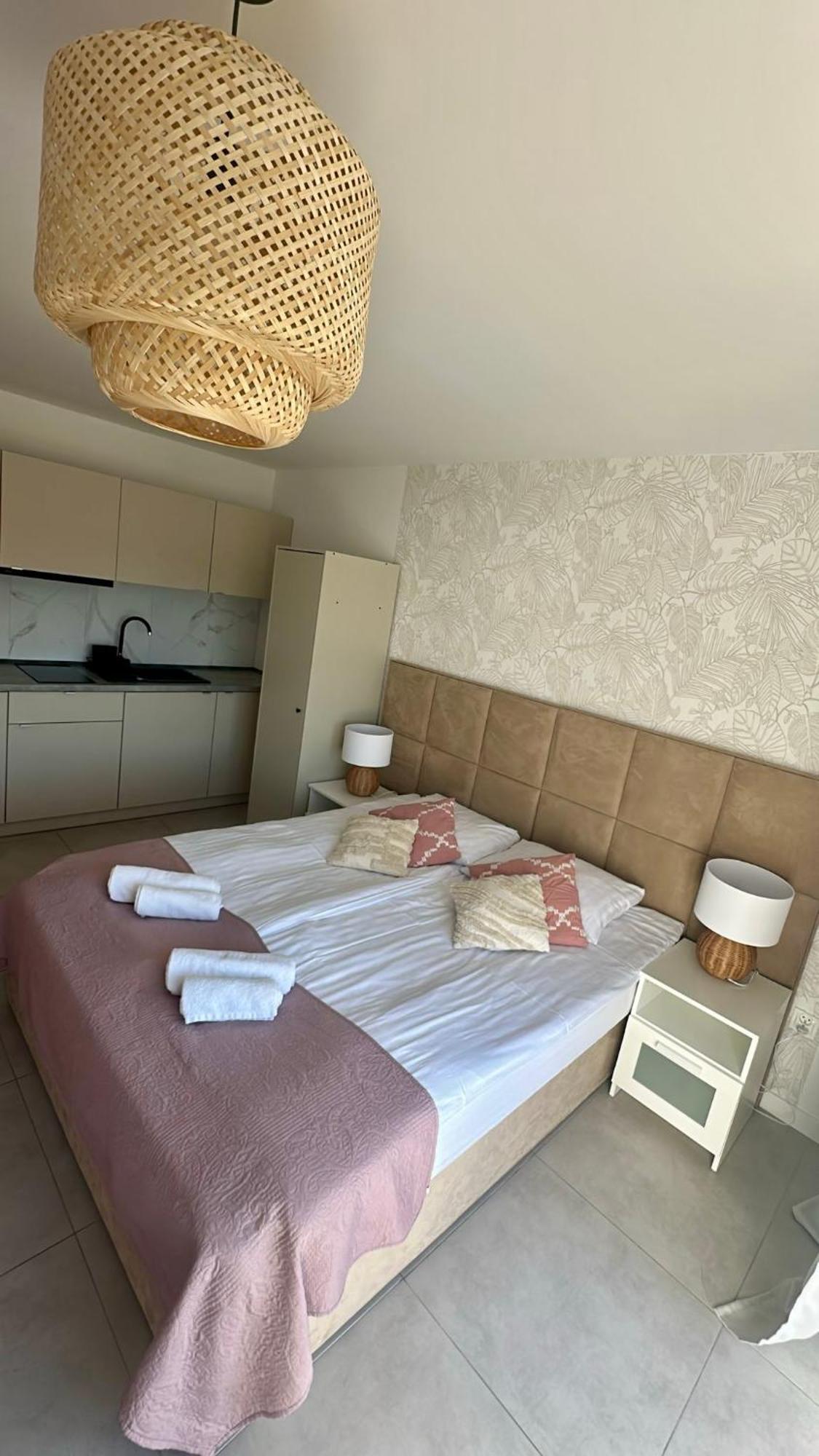 Apartamenty Sunny Stay Ястарня Екстериор снимка