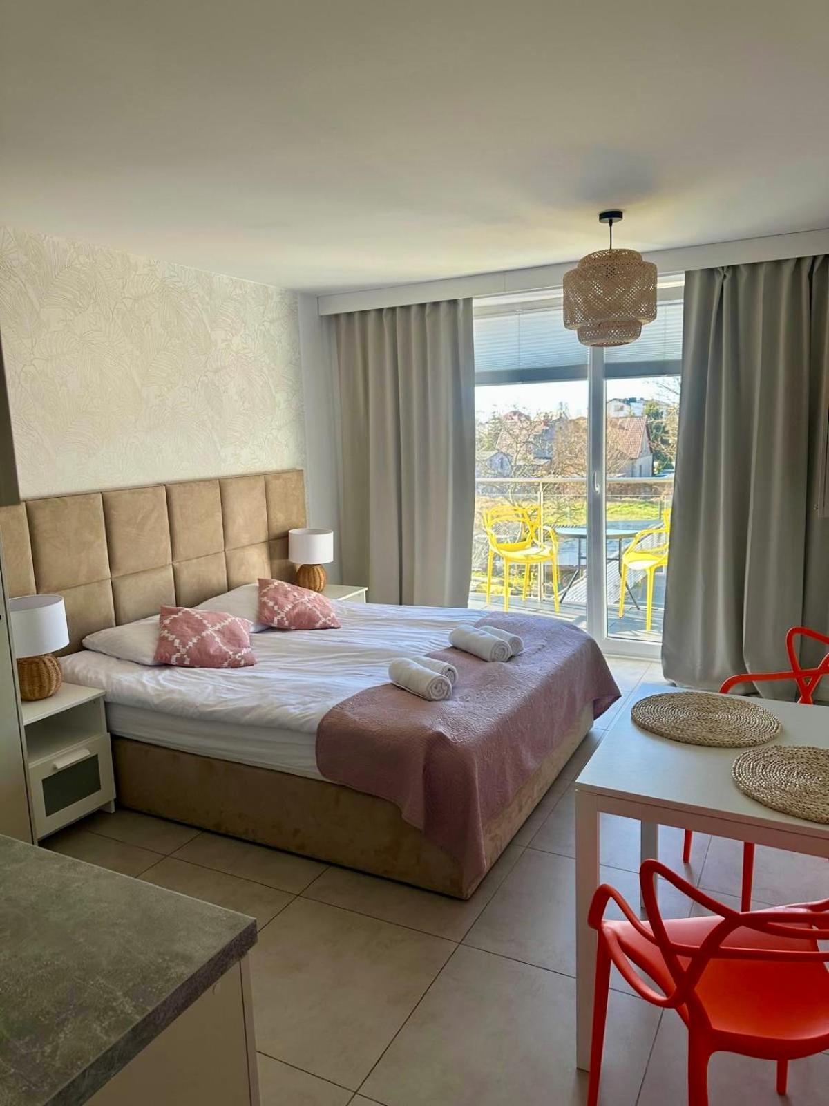 Apartamenty Sunny Stay Ястарня Екстериор снимка